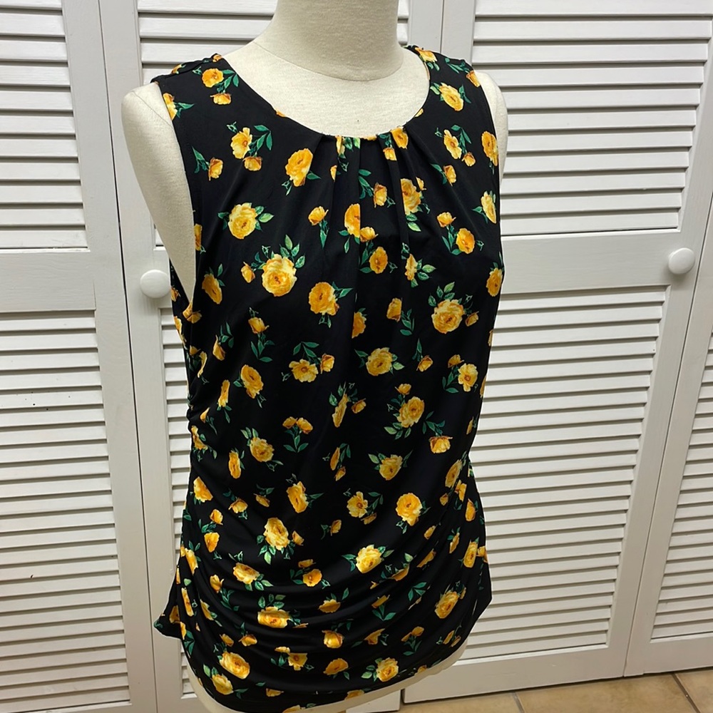 7th Avenue New York & Company Design Studio Yellow Roses Sleeveless Top Size M